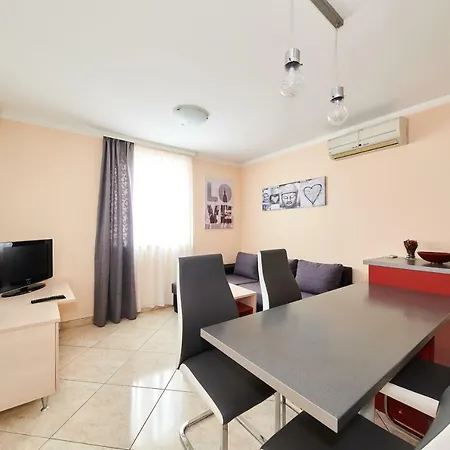 Apartment Moela 23 & 24 *